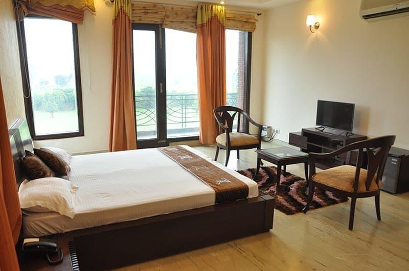 Jain Farms Hotel Gurgaon Exterior foto
